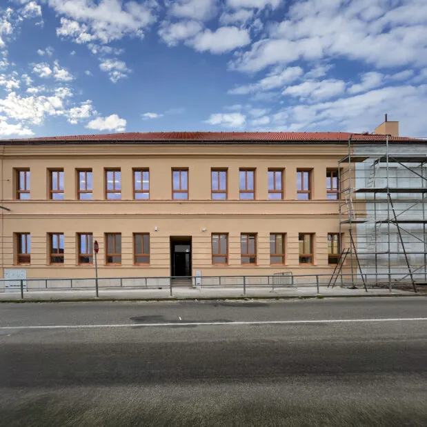 Oprava budovy 1. stupně ZŠ Moravská Nová Ves po tornádu Oprava budovy 1. stupně ZŠ Moravská Nová Ves po tornádu